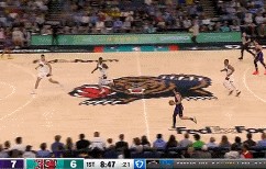 ?詹姆斯底线反跑 接里夫斯妙传空切扣一个！