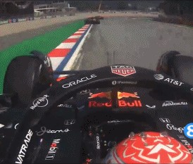 可能本不用换位!赛后调查判定维斯塔潘与拉塞尔1号弯接触无处罚