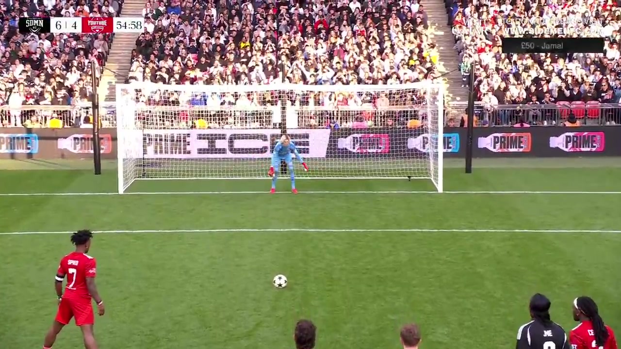 温布利9万人见证?Speed点射破门，C罗招牌站姿+Siuuu庆祝