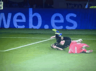 官方：拉斯帕尔马斯门将西莱森小肠穿孔手术成功